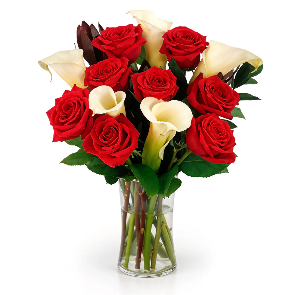 Say "I love you" this Christmas: Romantic Bouquet of Roses and Calla Lilies