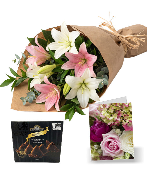 Noué à la main de lys roses et blancs III